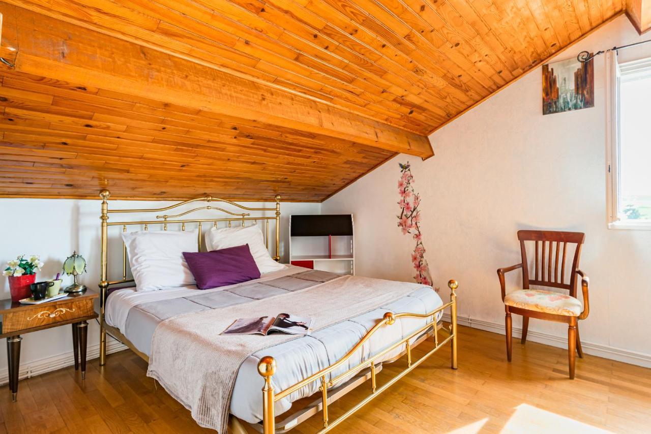 Maison D'Hotes L'Escale Du Loup Blanc Maringes Dış mekan fotoğraf